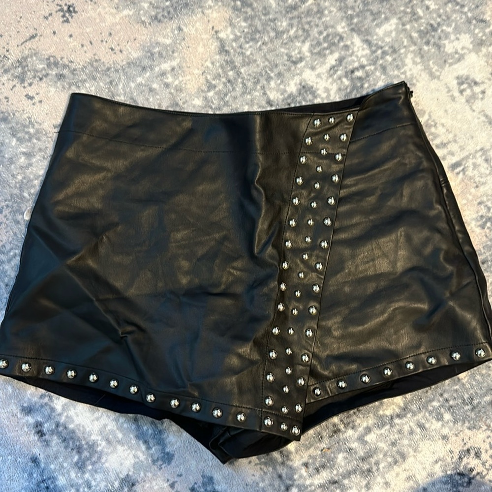Free people leather skort size 6